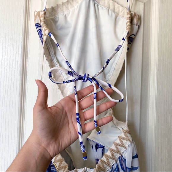 SOLD ON CURTSY - Picture 10 of 11